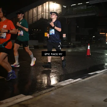 Runner Photo 7711926