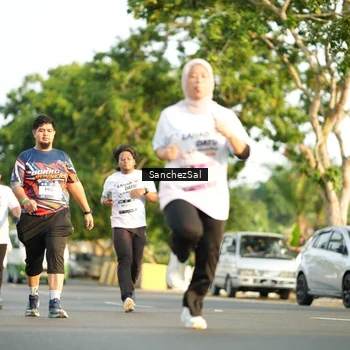 Runner Photo 7711933