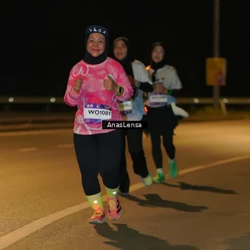 Runner Photo 7711935