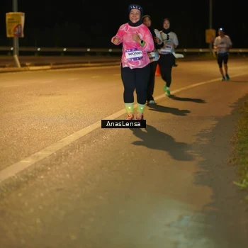 Runner Photo 7711946