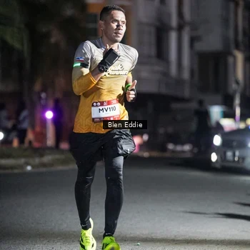 Runner Photo 7711968