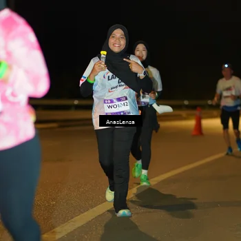Runner Photo 7711973