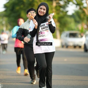 Runner Photo 7711975