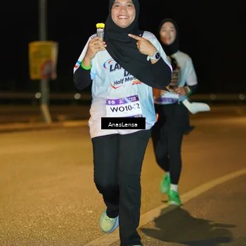 Runner Photo 7711978