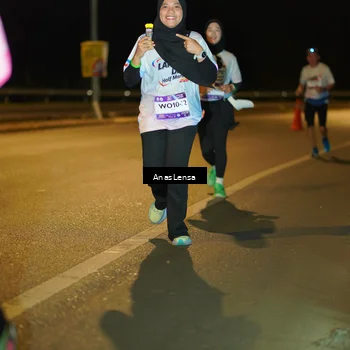 Runner Photo 7711982