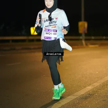 Runner Photo 7711984