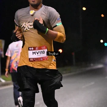 Runner Photo 7711989