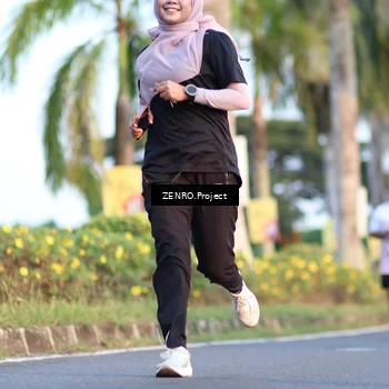 Runner Photo 7711993