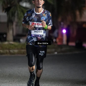 Runner Photo 7711994