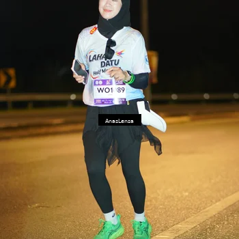 Runner Photo 7712000