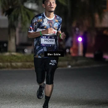 Runner Photo 7712012
