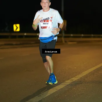 Runner Photo 7712018