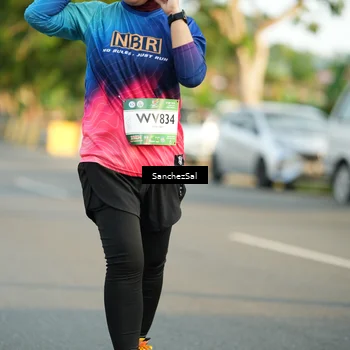 Runner Photo 7712020
