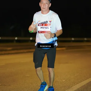 Runner Photo 7712027