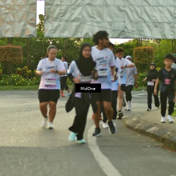 Runner Photo 7712078