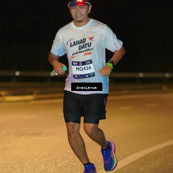 Runner Photo 7712092