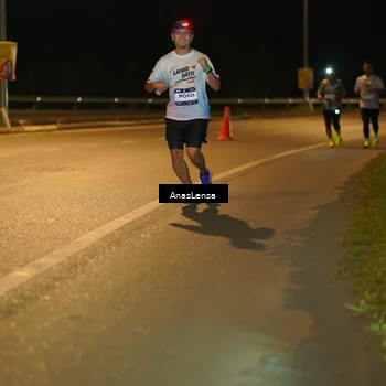 Runner Photo 7712095