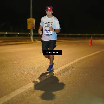 Runner Photo 7712097