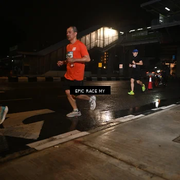 Runner Photo 7712099