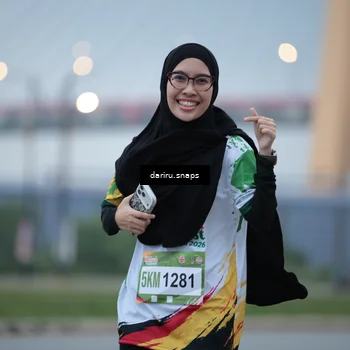 Runner Photo 7712100