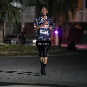 Runner Photo 7712126