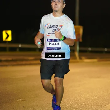 Runner Photo 7712130