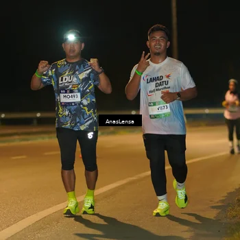 Runner Photo 7712140