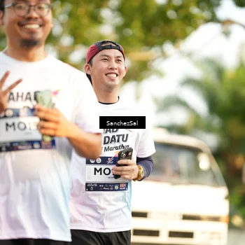 Runner Photo 7712149