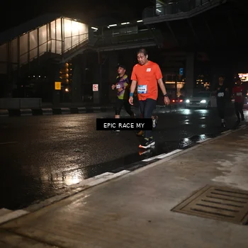 Runner Photo 7712150