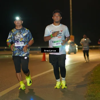 Runner Photo 7712151