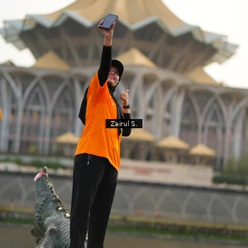 Runner Photo 7712160