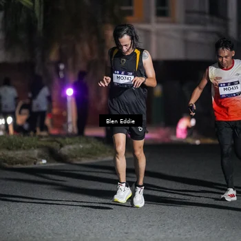 Runner Photo 7712173