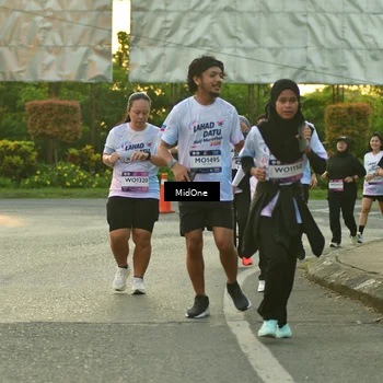 Runner Photo 7712193