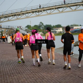 Runner Photo 7712207