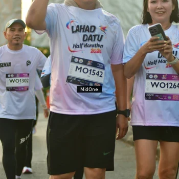 Runner Photo 7712210
