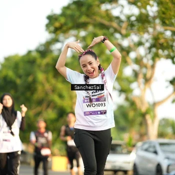 Runner Photo 7712226