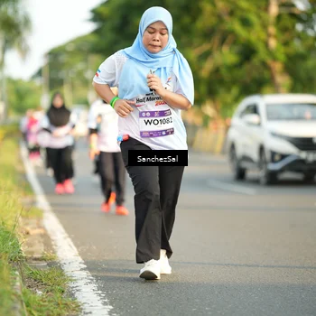 Runner Photo 7712241