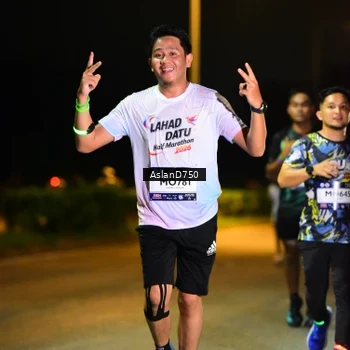 Runner Photo 7712252