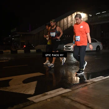 Runner Photo 7712256