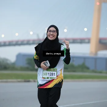 Runner Photo 7712275