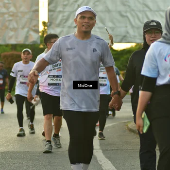 Runner Photo 7712277
