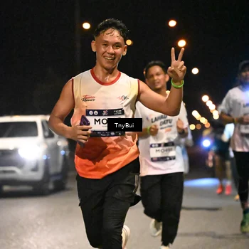 Runner Photo 7712289