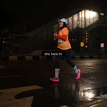 Runner Photo 7712295