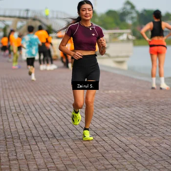 Runner Photo 7712305