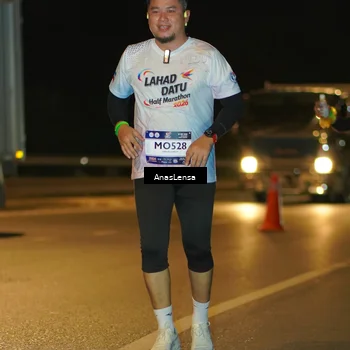 Runner Photo 7712306