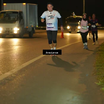 Runner Photo 7712316