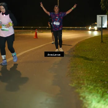 Runner Photo 7712333