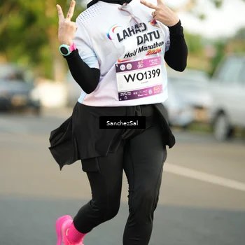 Runner Photo 7712350