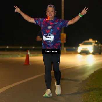 Runner Photo 7712359