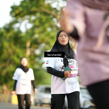 Runner Photo 7712361